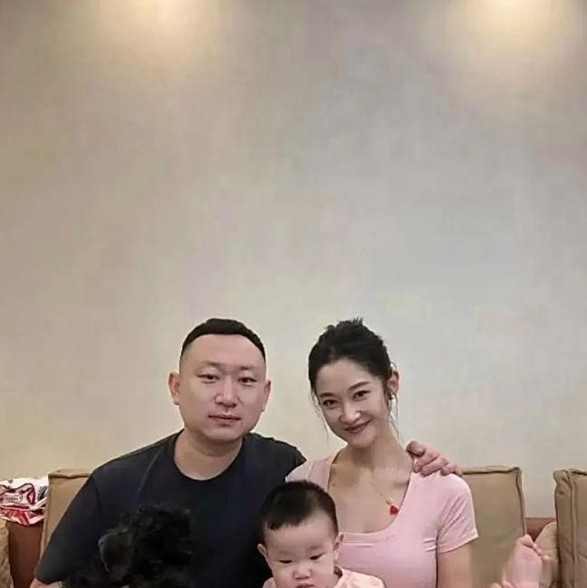 有‏点许‏晴那味儿了‎