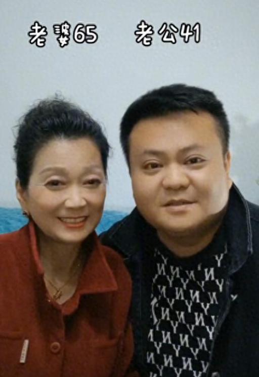 湖南怀化24岁年龄差姐弟恋修成正果！小伙苦追二婚大妈22年住地下室不弃真爱击碎