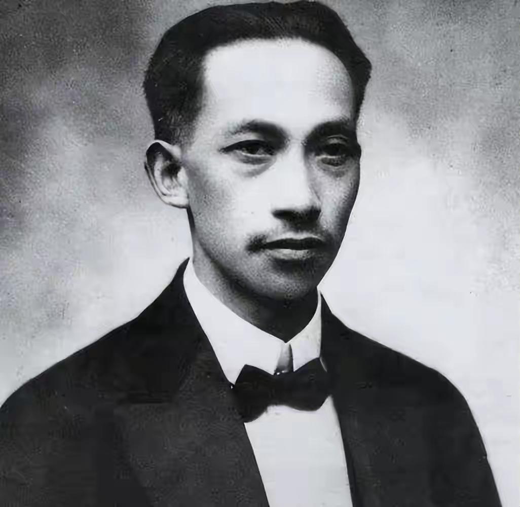 同根四兄弟，国共两重天！刘伯承成开国元帅，三个弟弟留在旧阵营一个家里走出四条