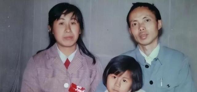 1999年被父亲偷改志愿，湖北高考687分的女学霸错失心仪的北大她难以接受，2