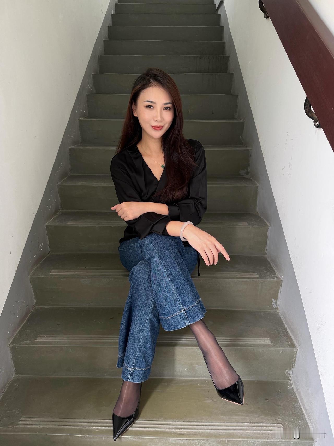 是你靠近了其他人