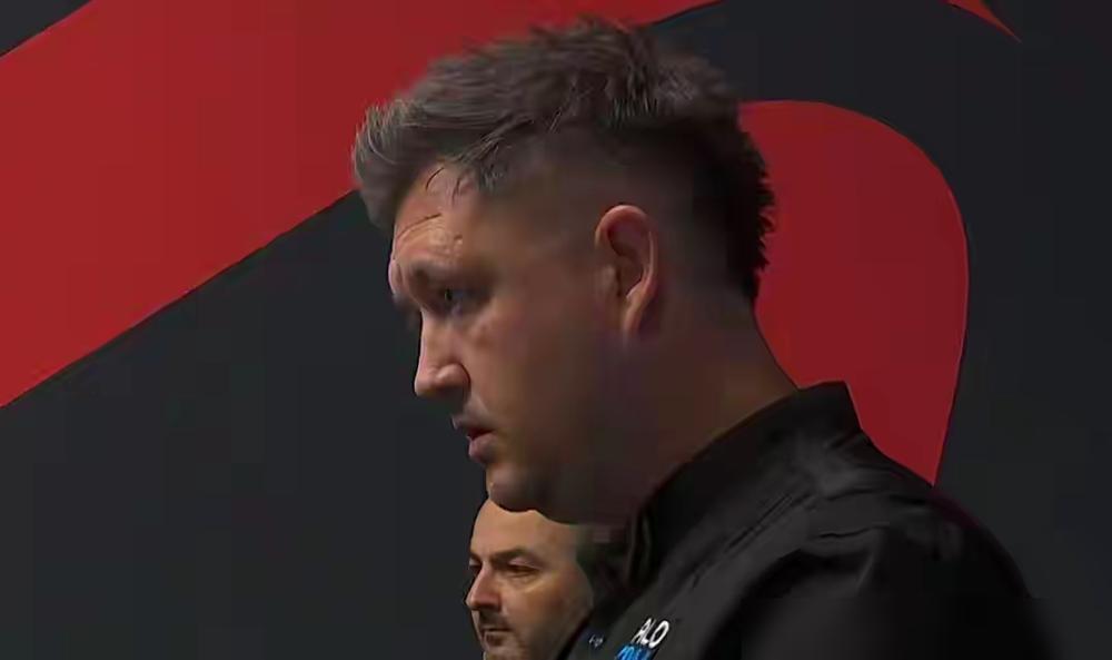 妻子把他从地板上扶起来，世界冠军的心魔，比你想的更恐怖。威尔逊又一次在世锦赛关键