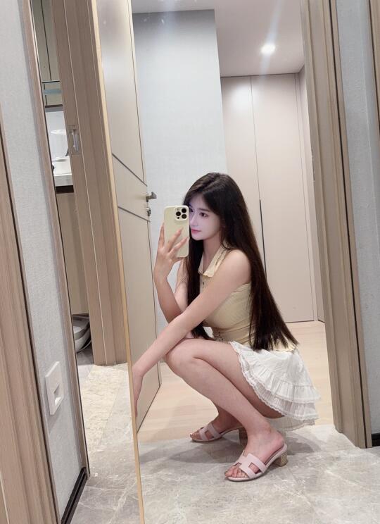 做淡淡的人 穿嫩嫩小鸡黄🐤