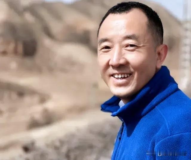 升迁前裸辞，清华出身的“反腐书记”陈行甲胆子很大，他曾毫不避讳地说：“我的前任女