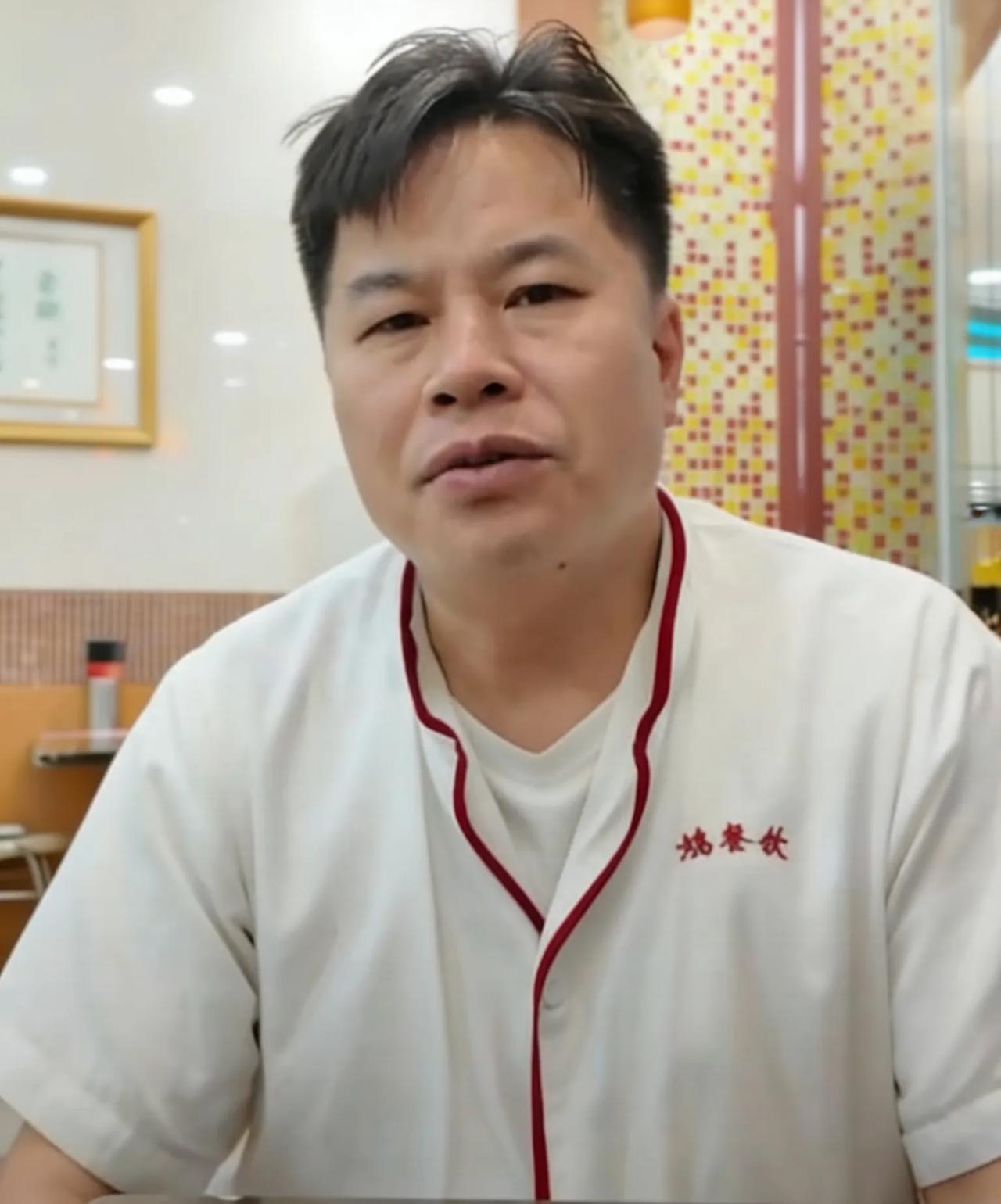 5年2000次外卖熟客突然消失，老板一做法全网破防2026年南方小年将至，广