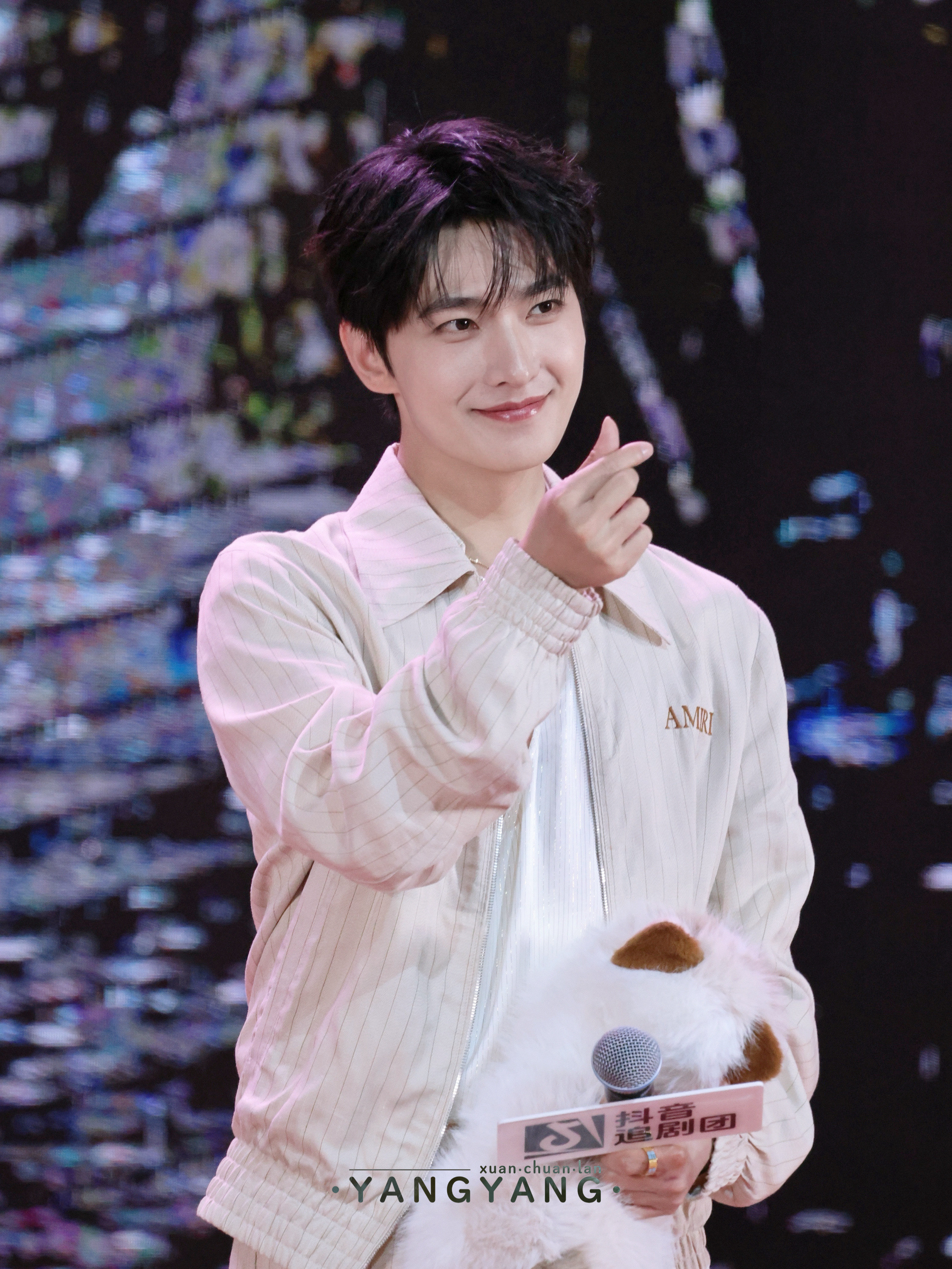 📸✨🔹𝓨𝓸𝓾𝓷𝓰光前线🔹✨📸你永远是温暖的可爱的新鲜的，无