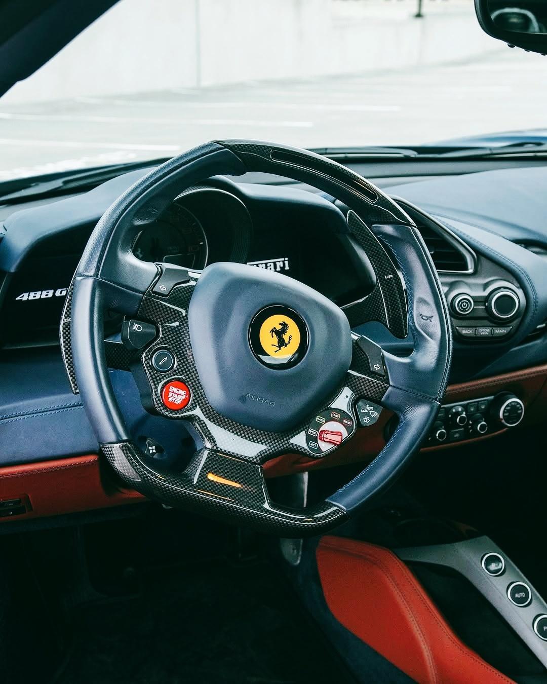 法拉利488GTB我与汽车的日常