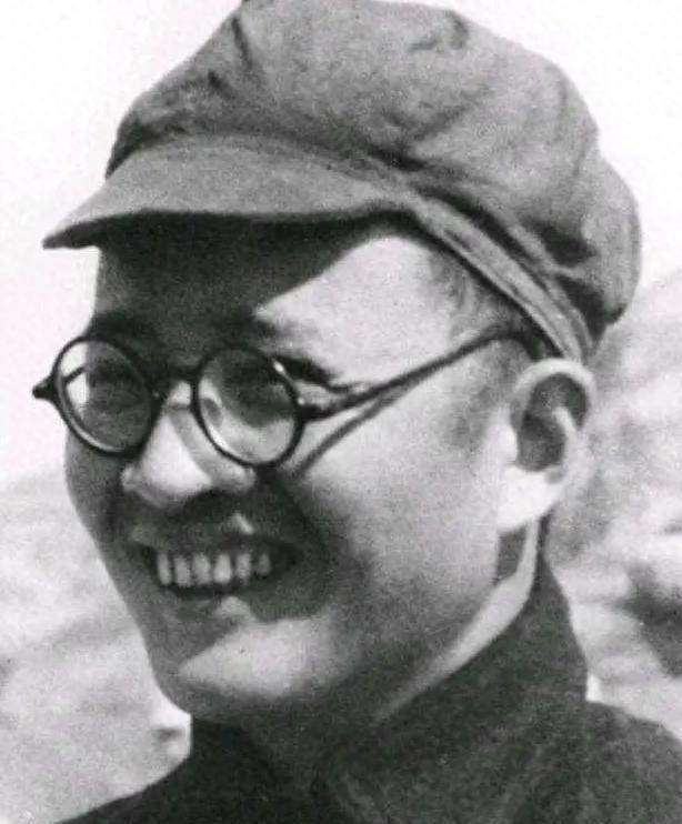 博古曾让红军蒙受重大损失，他去世之后，他的子女后来到底经历了什么生活？194