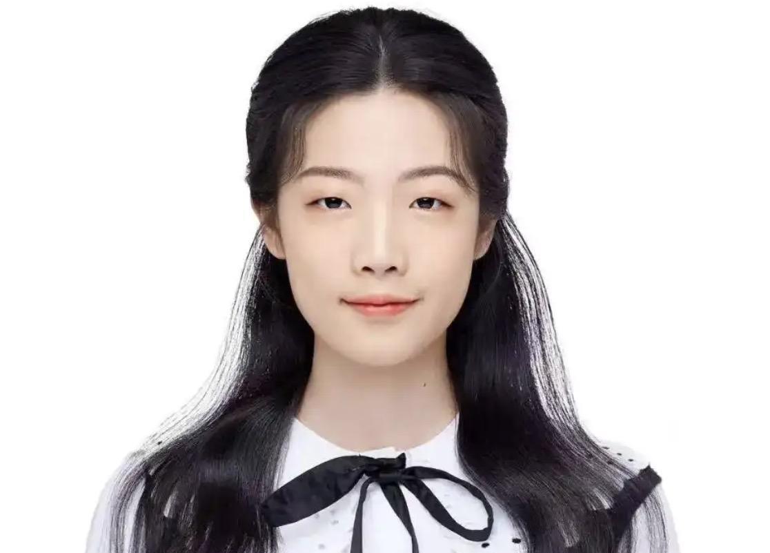 这个世界到底是怎么了？国家一直鼓励专升本，现实中却有本科生来个本升专，如今又有高