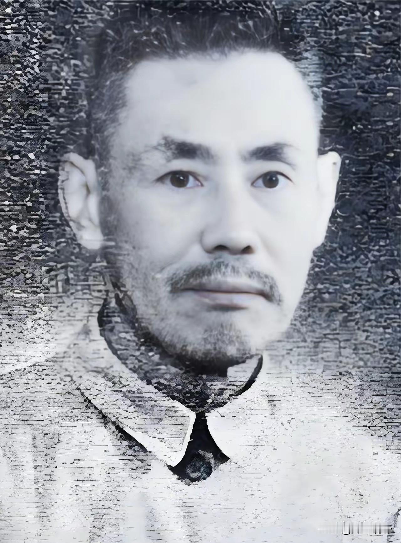 郭汝瑰起义后，一直以为自己潜伏成功，靠的是高超的权谋。直到建国后，他才知道，自己