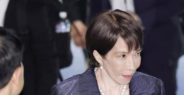 “抛售日本”风暴来袭！高市早苗豪赌台湾引爆三国围剿，日本经济濒临崩盘