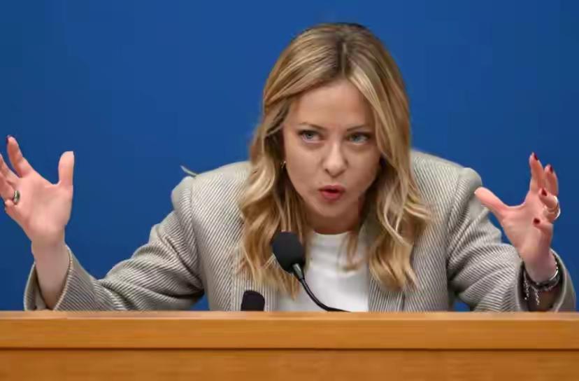 第二个支持欧洲和普京直接对话的国家出现了！就在今日(1月10日周六)，意大