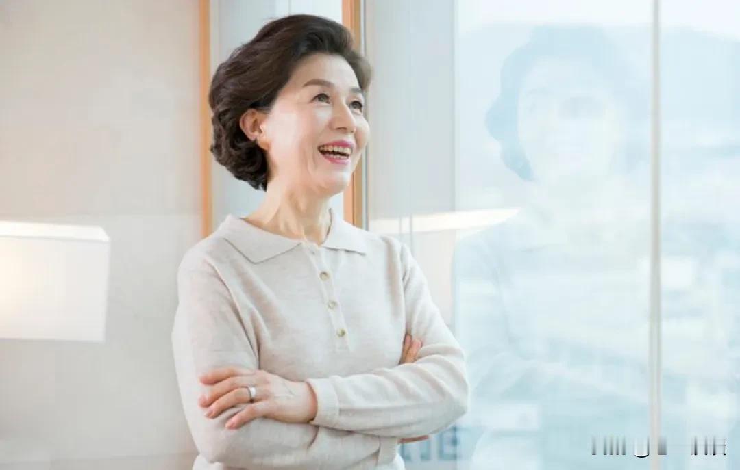 退休后过得好的女人，我发现有这几个特点1、知足常乐。我身边有一位阿姨，今