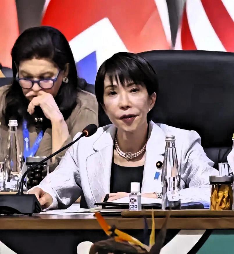 11月23日，高市早苗在二十国集团峰会结束后召开记者会回应中日紧张局势时表示，中