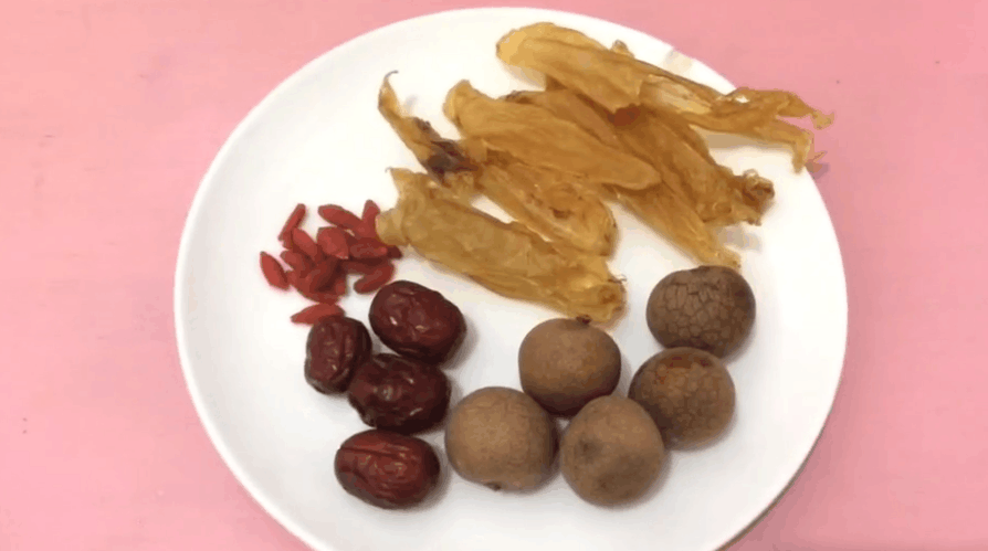 鱼胶炖牛奶 我的青春我做主