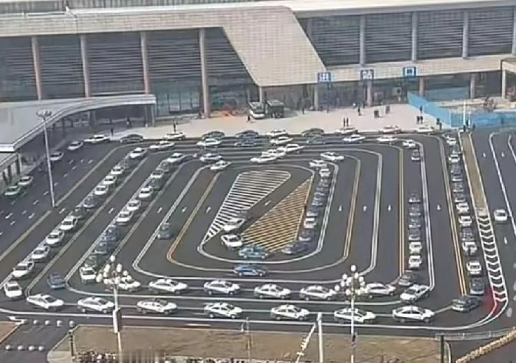 做了总比没做要强很多网友都反映河南沧州,西站停车场,设计的过于麻烦,外形像一盘