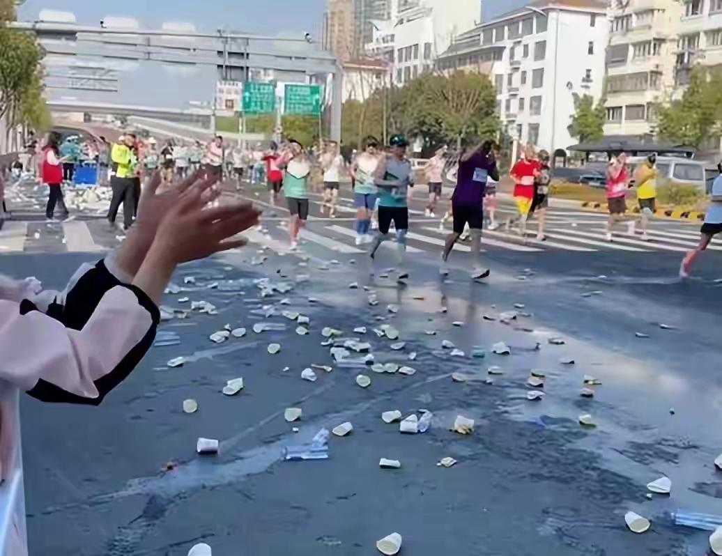 让马拉松在全国开花，这不是扯淡吗？超过40公里的一项长跑运动，全国各地积极举办，