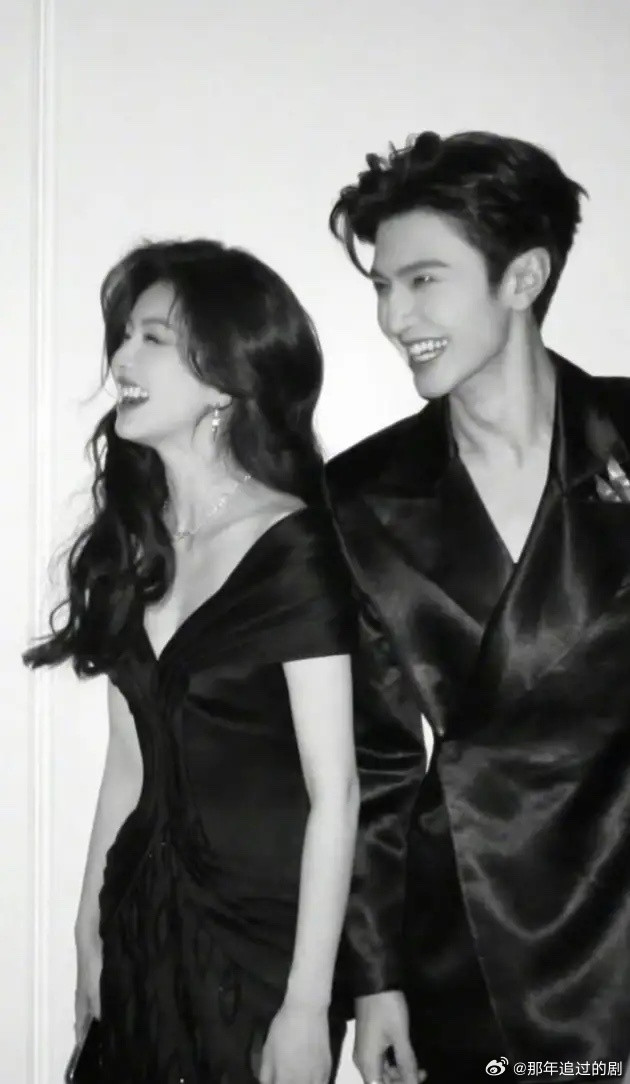 陈哲远关注白鹿！陈哲远录制新一期跑男，给每个嘉宾发了红包，白鹿调戏他不愧是散财童