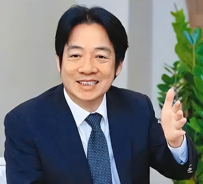 台“总统府”发表声明！4月16日，针对郑丽文再度喊话赖清德当面沟通，台湾当局领导