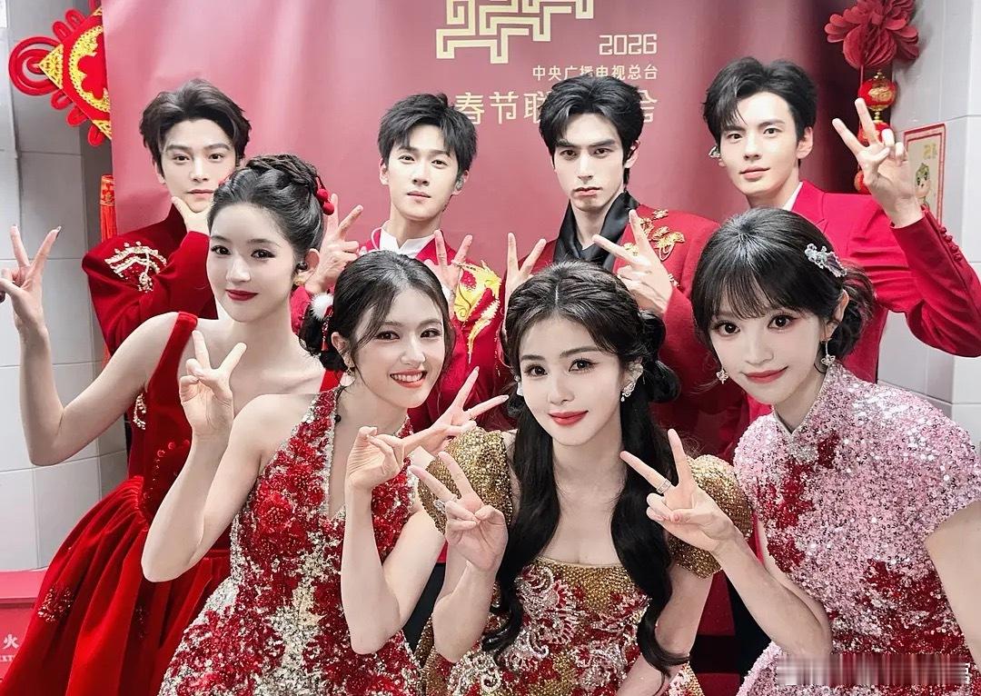 是美女区🆚普女区吗