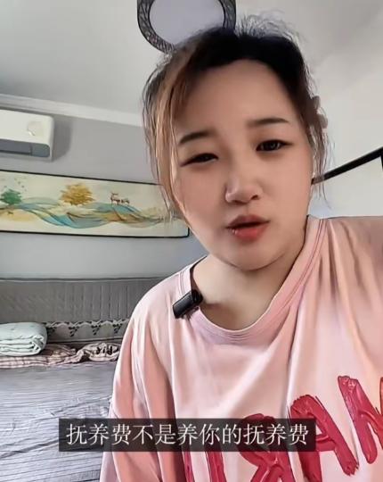 “真拿前夫当包身工啊？”女子离婚，丈夫答应每月给孩子5000元抚养费，她嫌