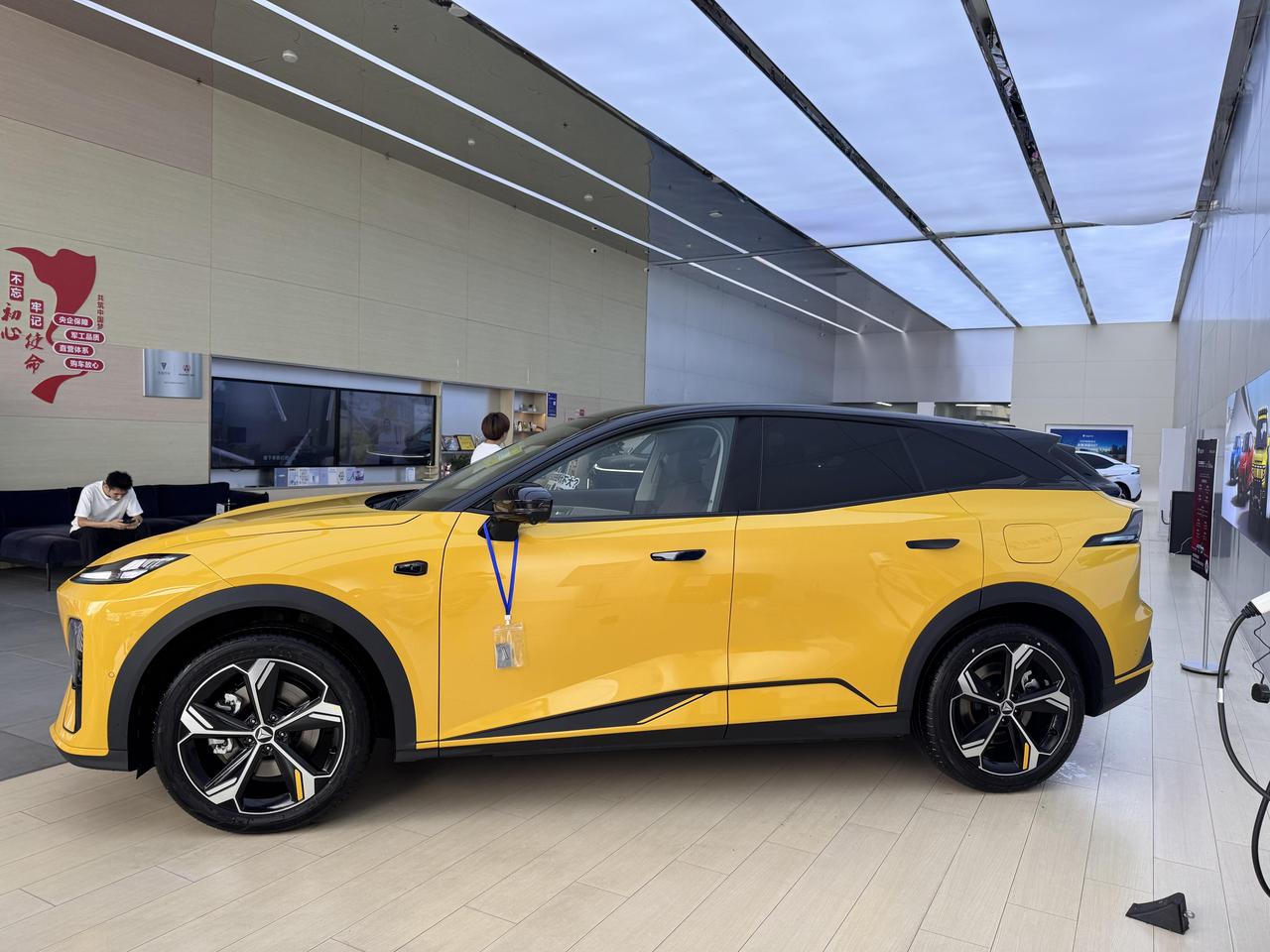 🚗【15万级SUV新卷王？2026款深蓝S07到店实探！】宝子们，新车速递！