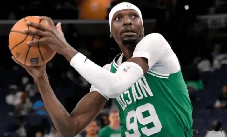 斯通快去买断市场大显身手吧，反正交易市场没那本事交易截止日结束了，火箭队颗粒无