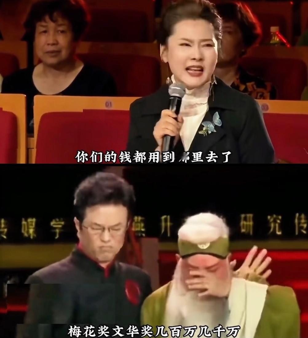 越考古越对何赛飞刮目相看，她柔媚的容貌下性子这么烈这么敢说，在节目现场就敢拿