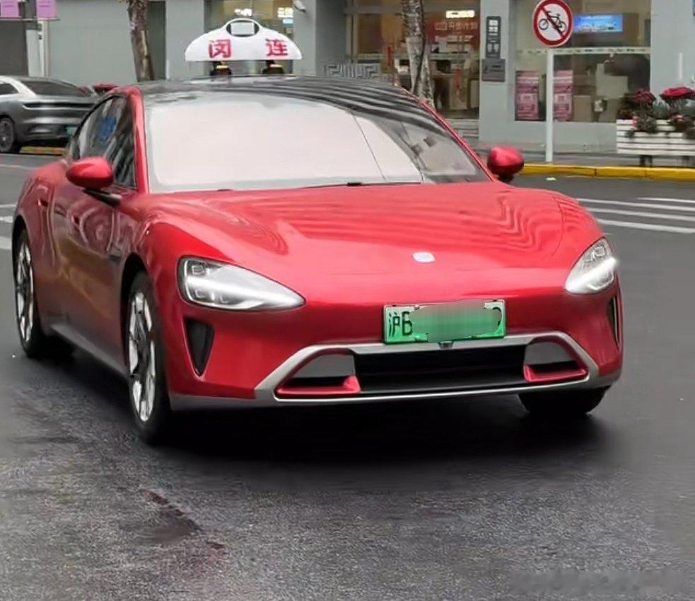 不敢相信自己的眼睛？我印象里很多牌子有车主跑网约车。真上出租车的新势力好像确实没