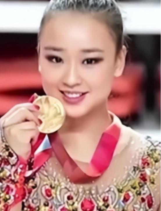 2002年5月，24岁的韩国“体操公主”许昭英，顶着父母的反对，执意嫁给了中国体