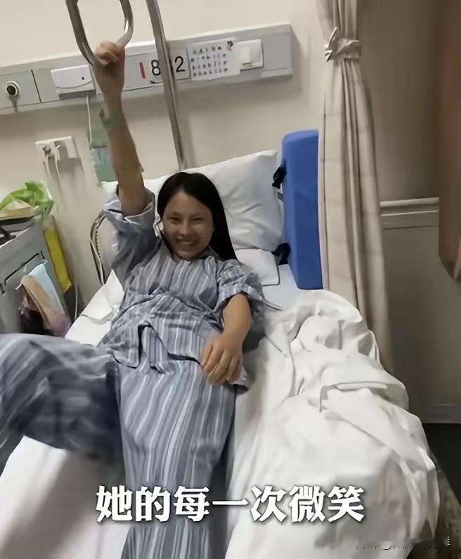 浙江1女子不幸患上骨髓炎，瘫痪在床，向父母求助，谁知，父母竟冷淡地说：“我们哪有