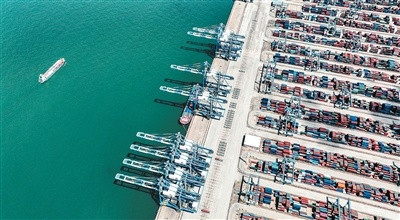前6月西部陆海新通道班列运量同比增76.9%