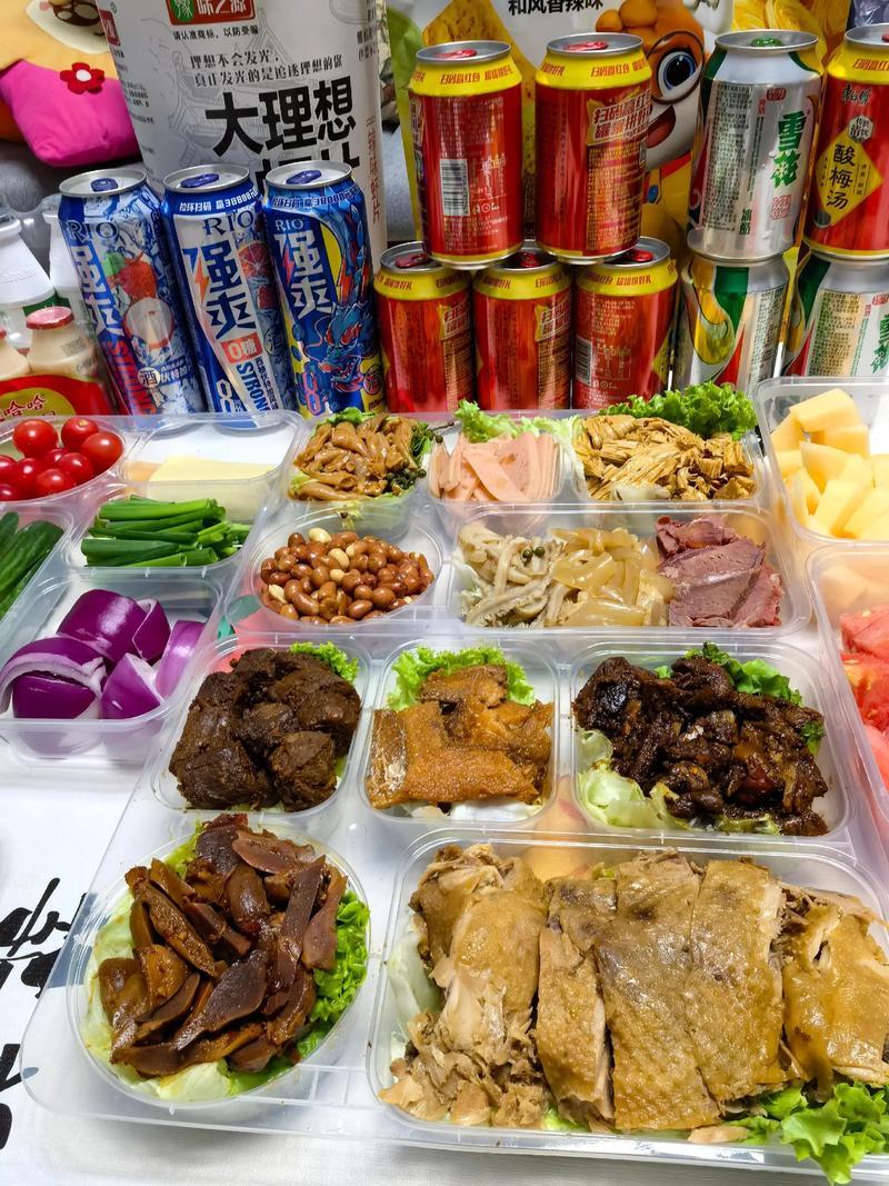 民间公认十大下酒菜中国人的酒局，从来不是酒的独角戏。一盘恰到好处的下酒菜，