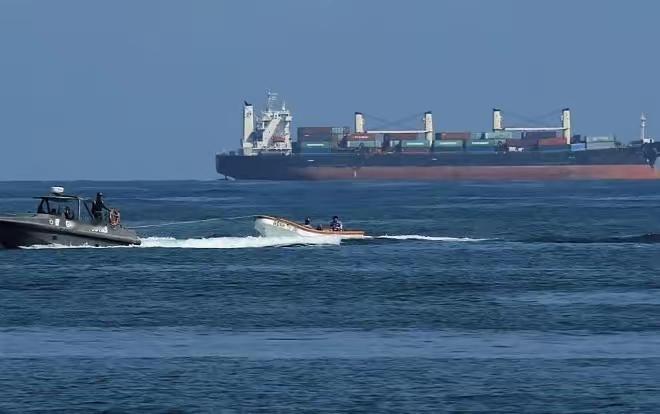 中国拒从美要求续购委国石油，美军竟公海截货：合规贸易遭强行扣押中国拒绝美国