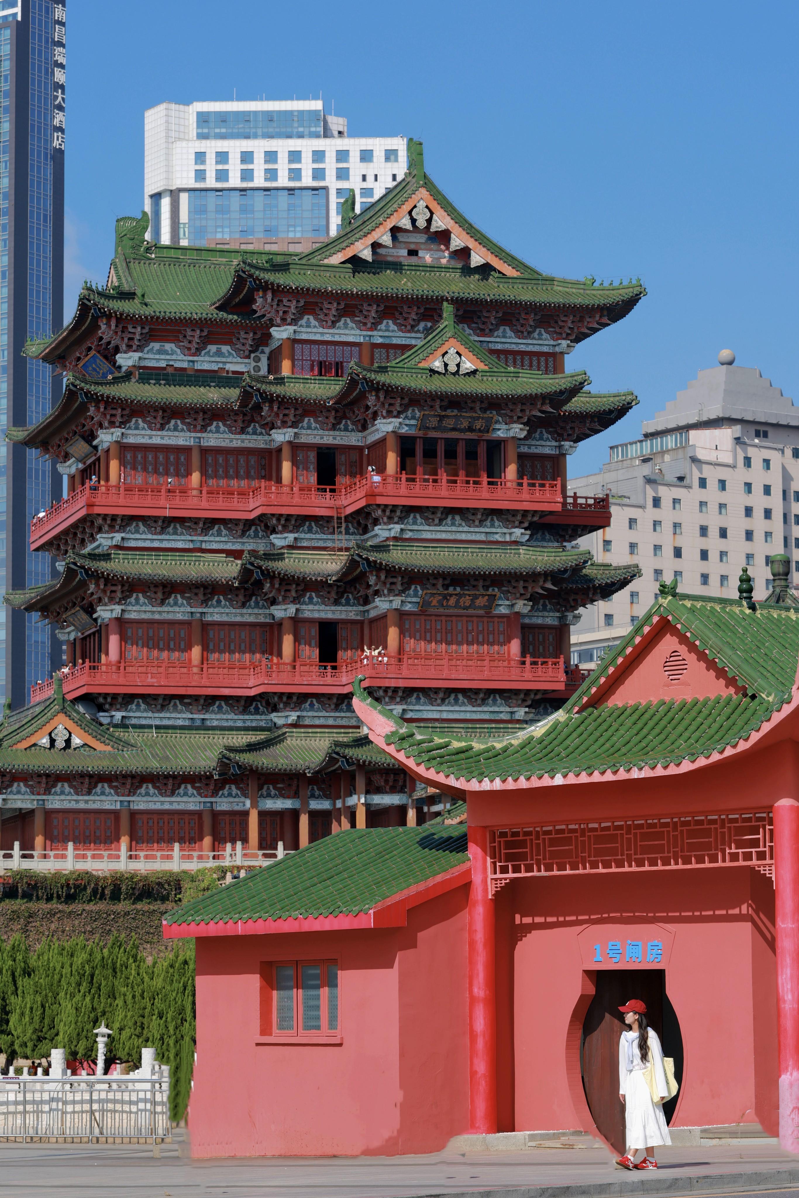 南昌被问爆的❶❽个机位，发朋友圈赢麻了！！。 来一次就爱上的城市🏙️...