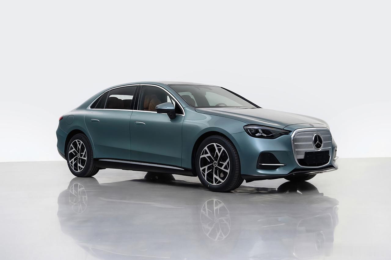 奔驰申报了C和GLC400L，车型没啥新鲜的，是GLC申报里藏着的非隐藏式门把手