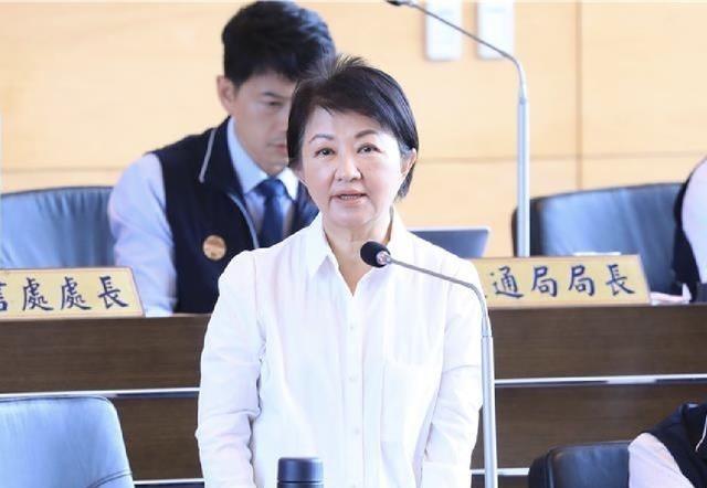 美提暂缓140亿对台军售，卢秀燕第一时间出来喊话。据传川普政府正暂停140亿美元