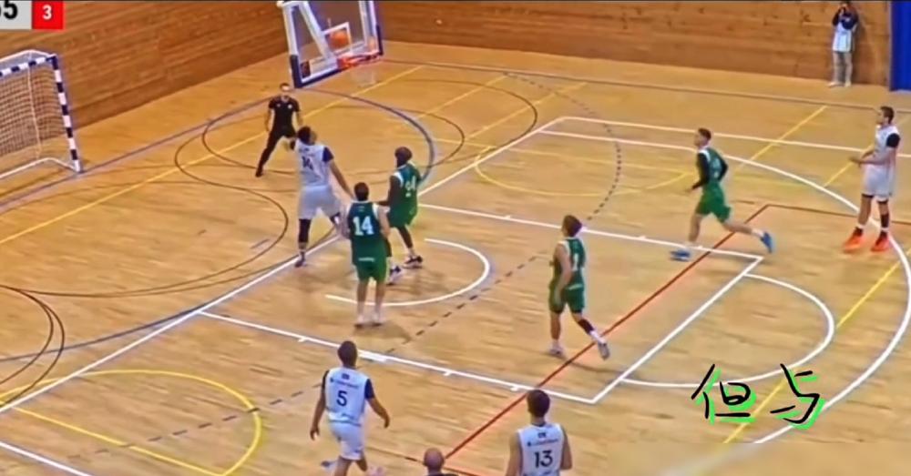 辽宁球员张峻豪与黄秋实本轮西班牙第四级别联赛都有出战，无奈两人所在球队都遗憾落败