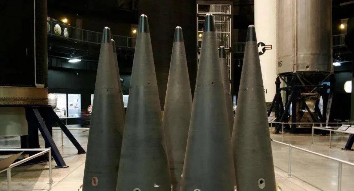 美国当年没敢侵入古巴，现在在特朗普手里也不敢！当年，肯尼迪心里清楚，只要美军一踏