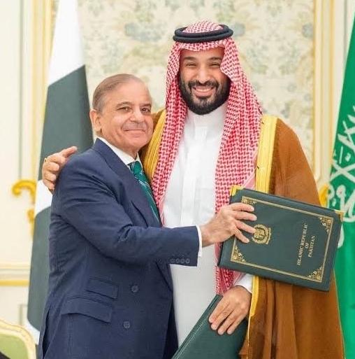 中东彻底炸锅！沙特一记惊天反杀，直接把美国和以色列干懵了！ 谁能想到，一直被