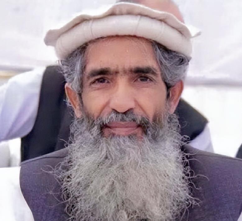 在巴基斯坦，恐怖头目当街遭暗杀。 这个世界上的事，有时候你细琢磨，比电影剧本