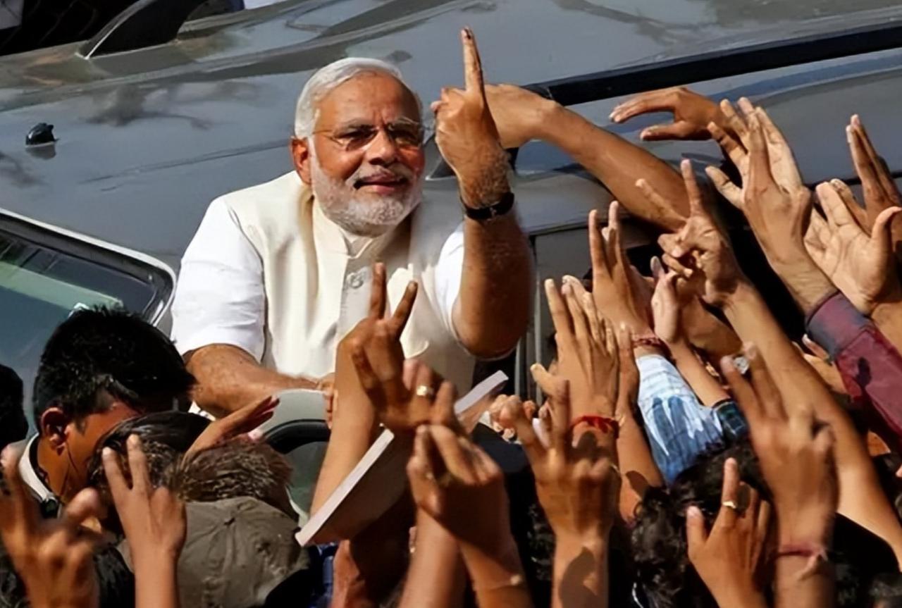 莫迪称：在世界分裂成多个阵营时，印度是所有国家值得信赖的伙伴。莫迪那天讲到，