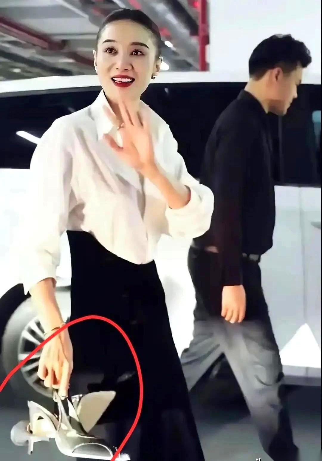 我跟你说，一个女人最有劲儿的瞬间，根本不是她踩着10厘米高跟鞋、气场全开的样子。