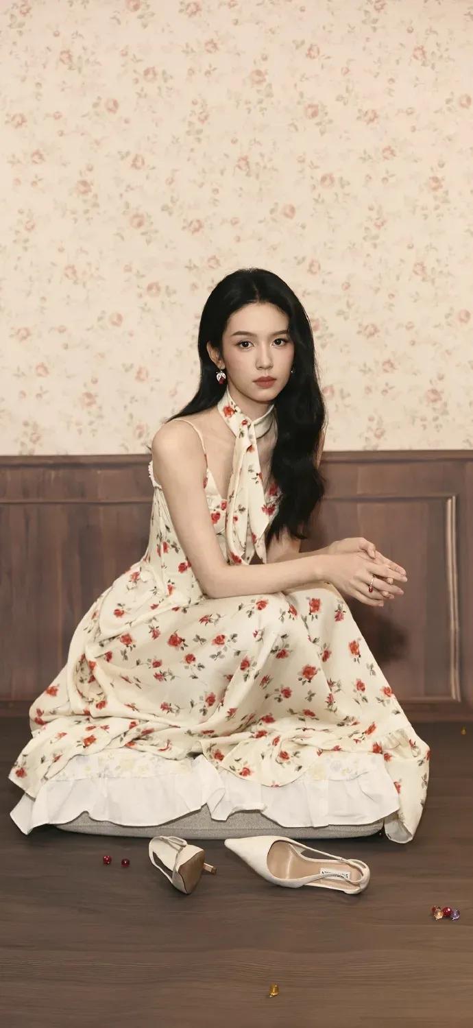 美女壁纸～周也这组风格大片，把少女的多面魅力完美诠释2026.4.18