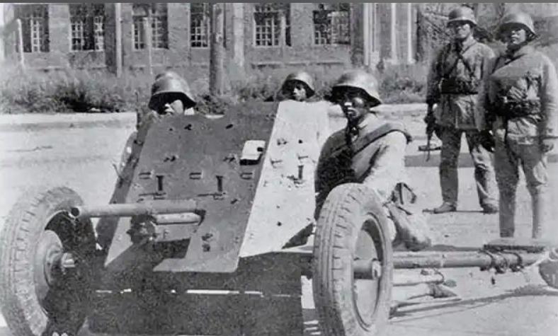 1937年，中国最精锐的部队叫"德械师"。听着多唬人——德国顾问亲自训练，德国武