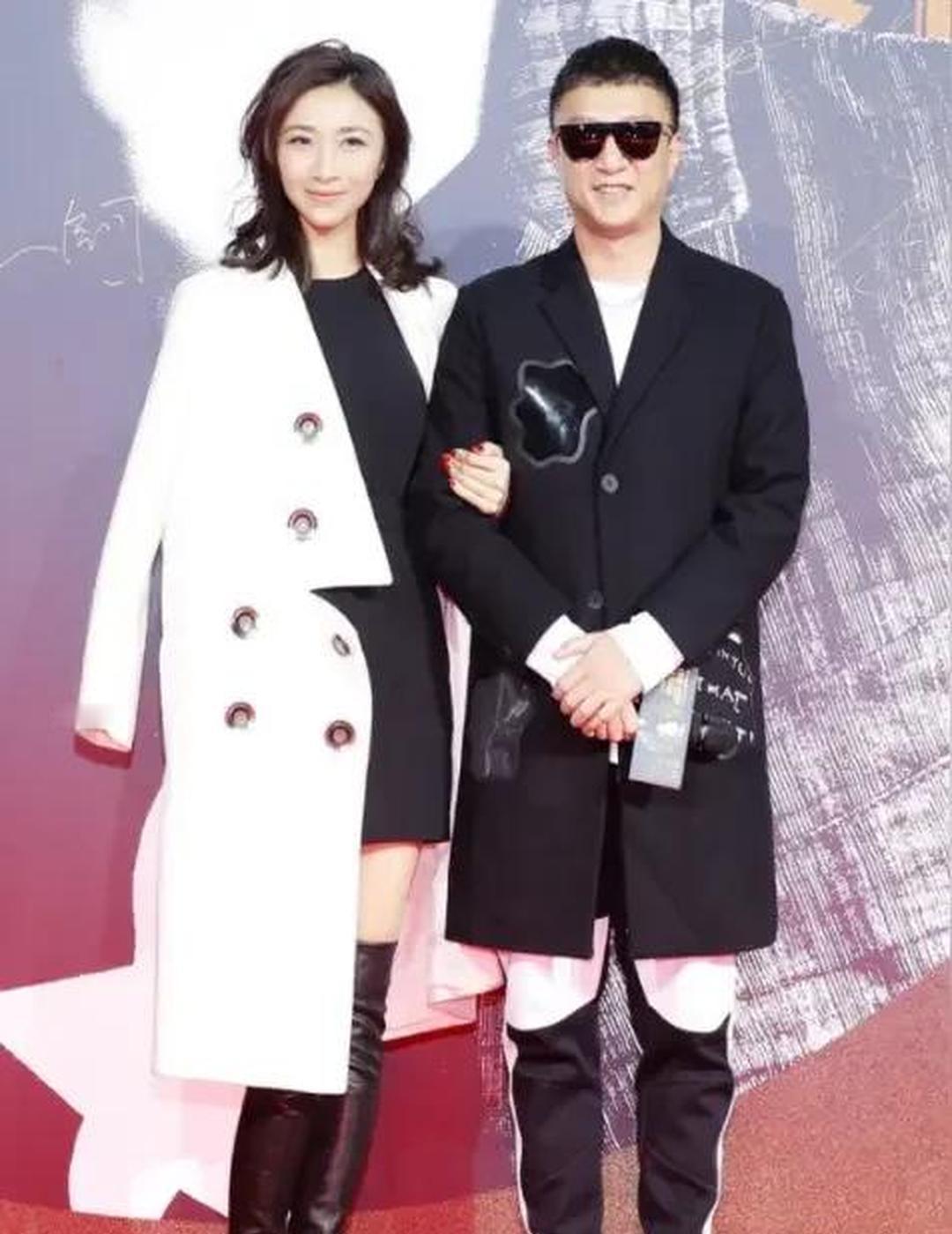 44岁娶29岁，15岁差被唱衰十年，孙红雷用一张女儿画的“全家福”打脸：谁再说配