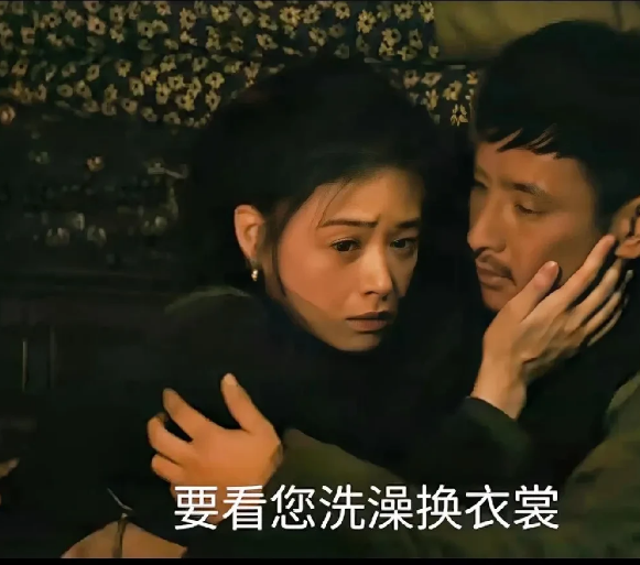 《归队》最新剧情：大阔枝为了掩护高云虎，得罪庞四海。只因大阔枝松了一颗扣子，