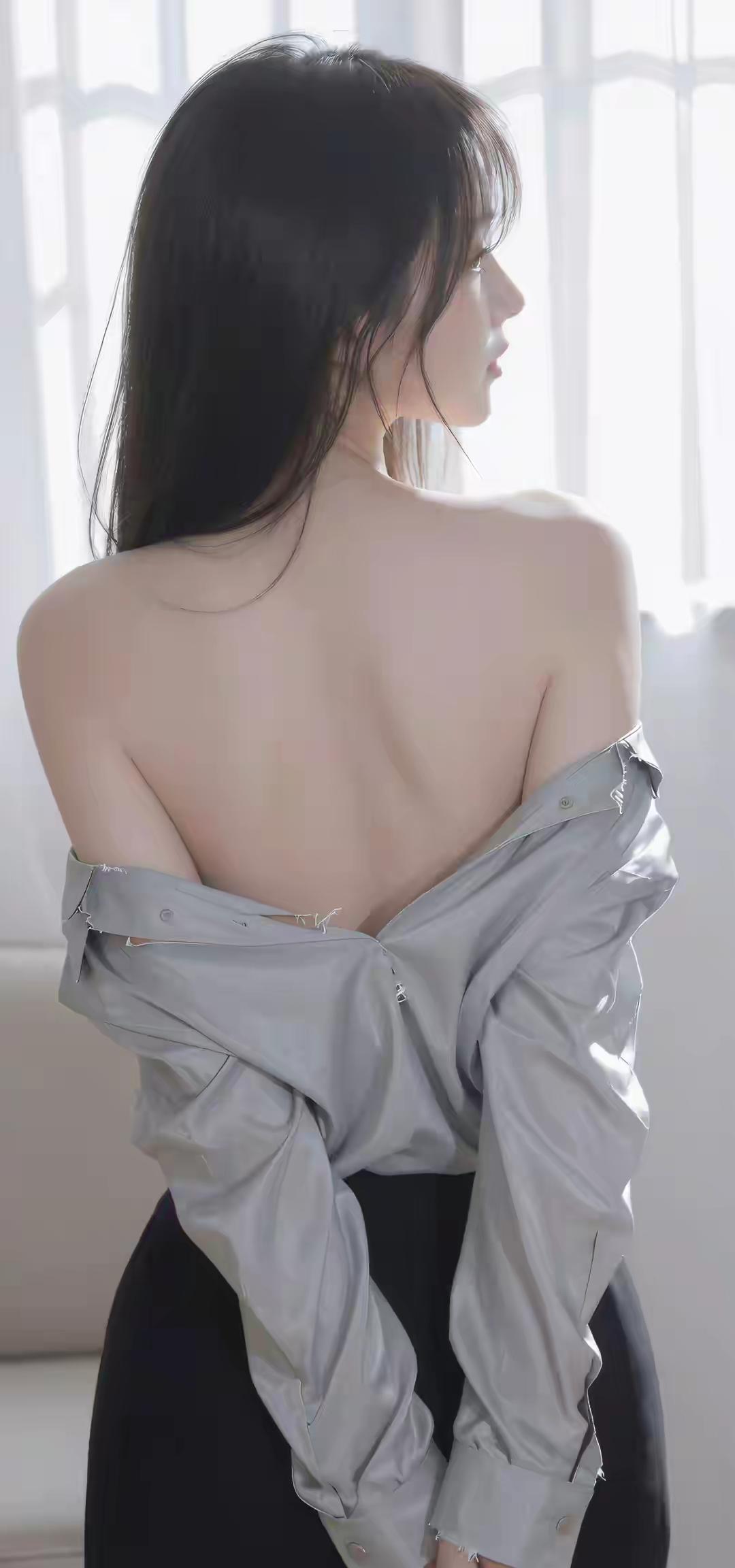 有精致的衣服不穿，说明你自己的生存环境和衣服不匹配！