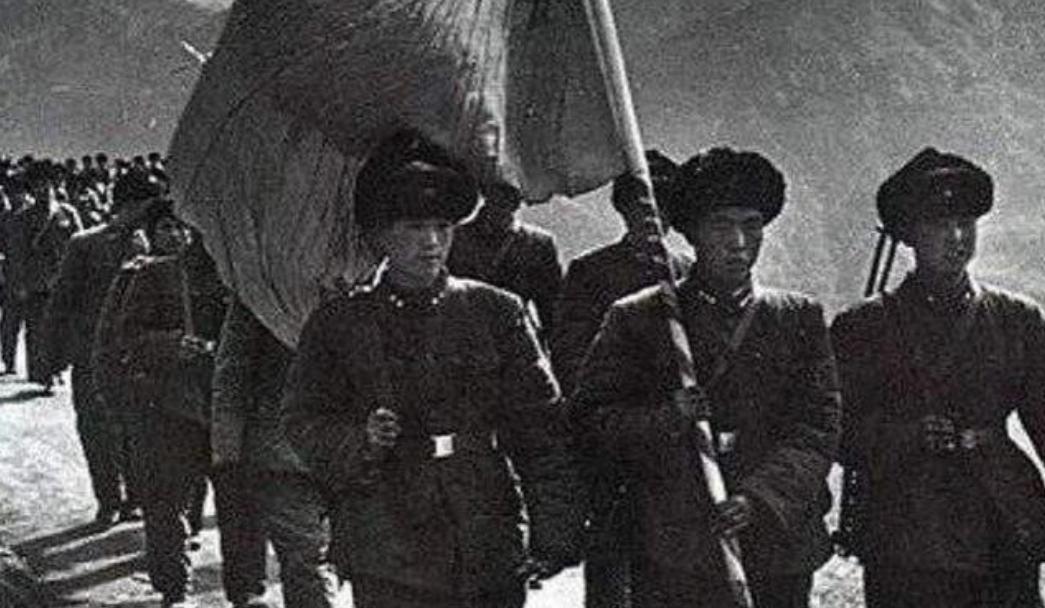 中印边境冲突当中，从一些小事上就可以看出我军将士的整体战备素质！据休假的战士说，