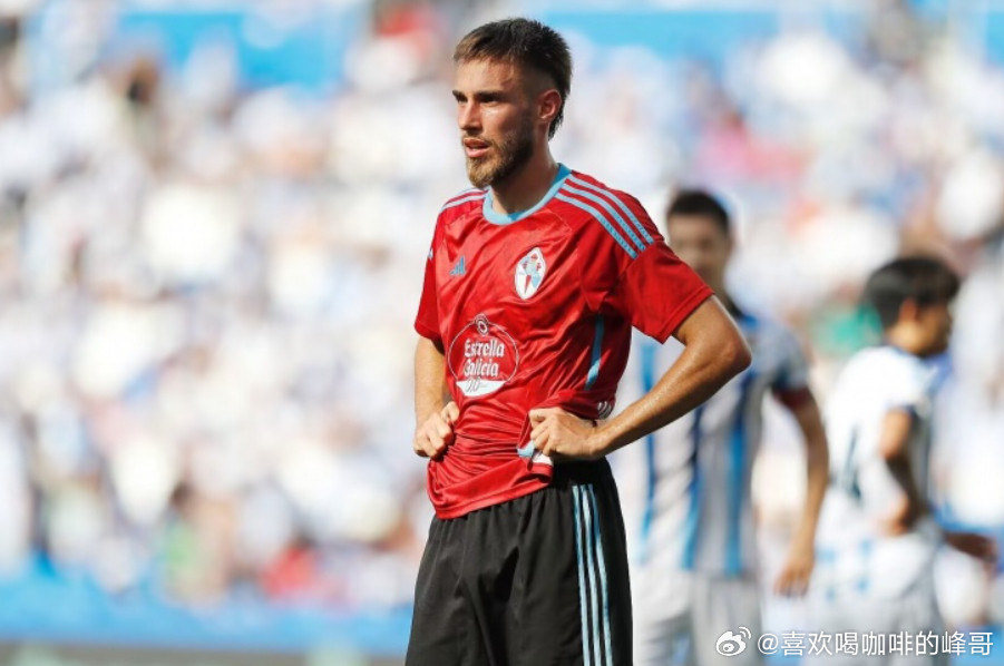 《共和报》报道，尤文图斯正加紧转会市场的运作，体育总监马尔科·奥托利尼目前已身处